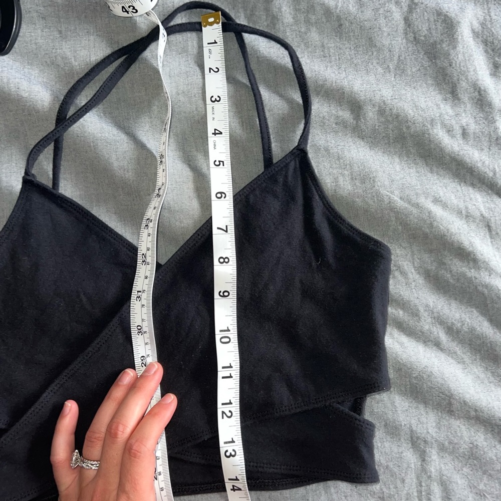 Black Kris Kross crop top, Hollister size small - Picture 4 of 5